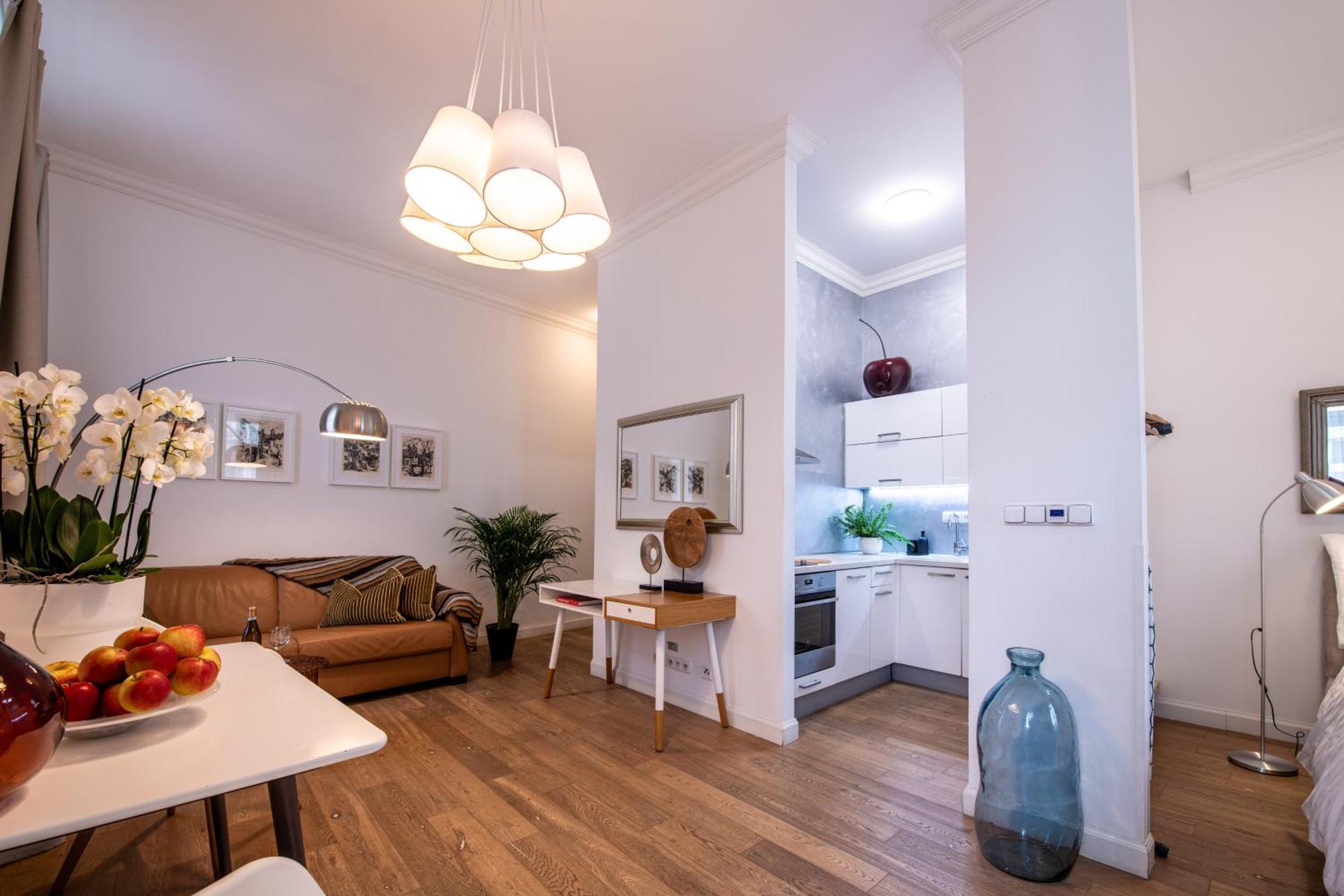 Modern Downtown - Renovated, On Ideal Location Apartmán *